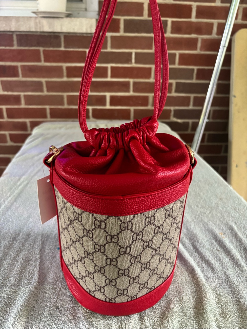 Red Cylinder Drawstring Shoulder Bag - Unbranded